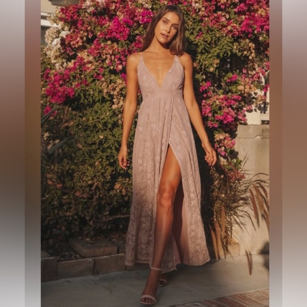 Dusty Pink Lace-Up Lace Maxi Dress from Lulus size small.